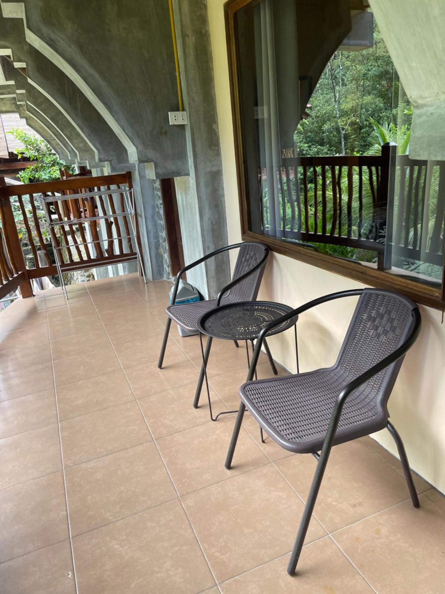 Kupu Kupu Garden Guest House & Cafe Bukit Lawang Exterior photo